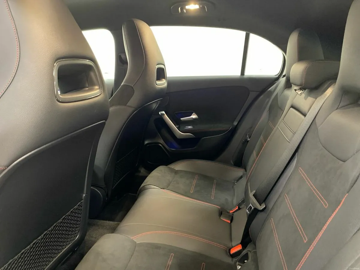 Mercedes-Benz A-Class A 250 e AMG LINE PREMIUM AUT - Image 4