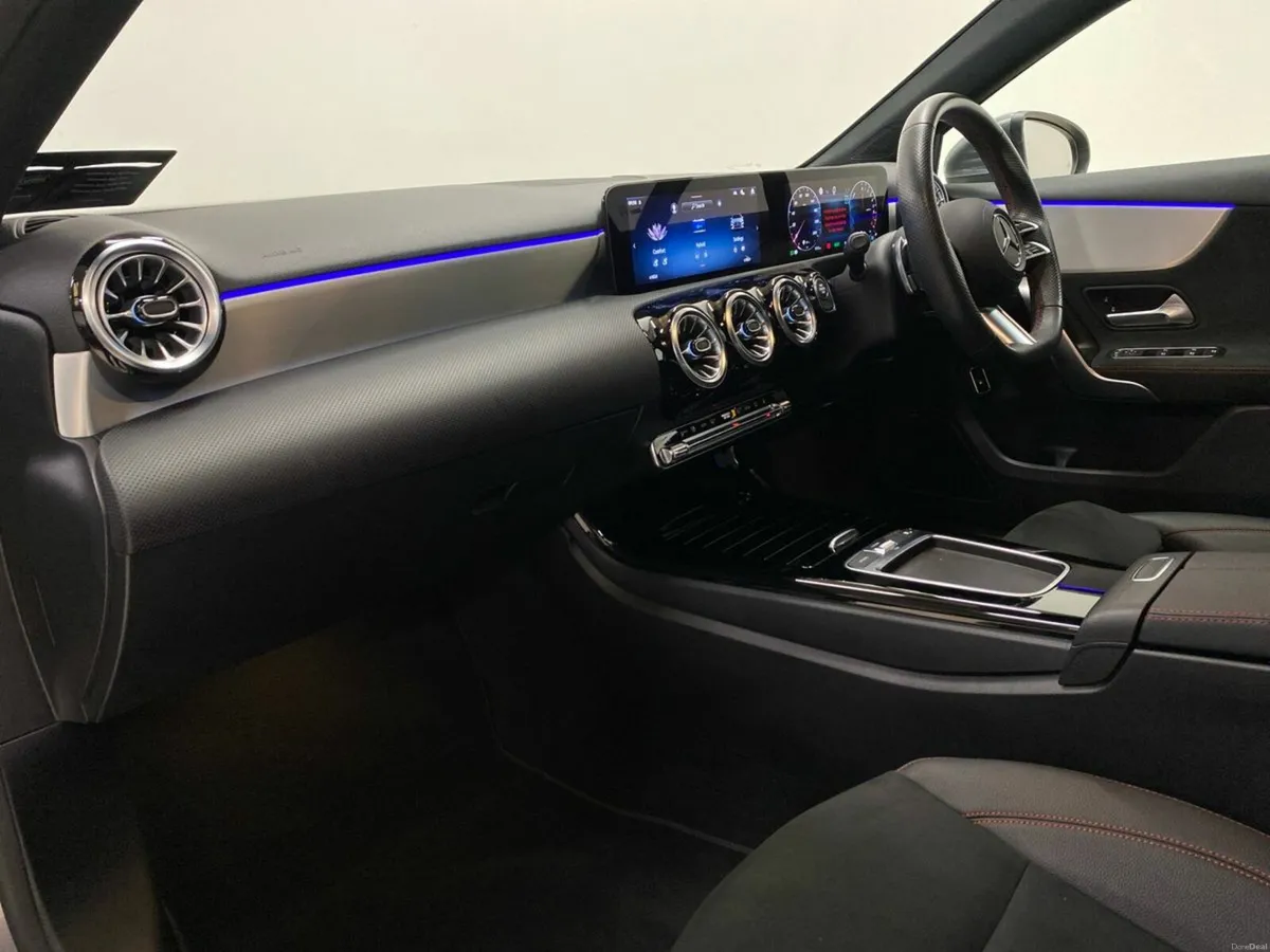 Mercedes-Benz A-Class A 250 e AMG LINE PREMIUM AUT - Image 6