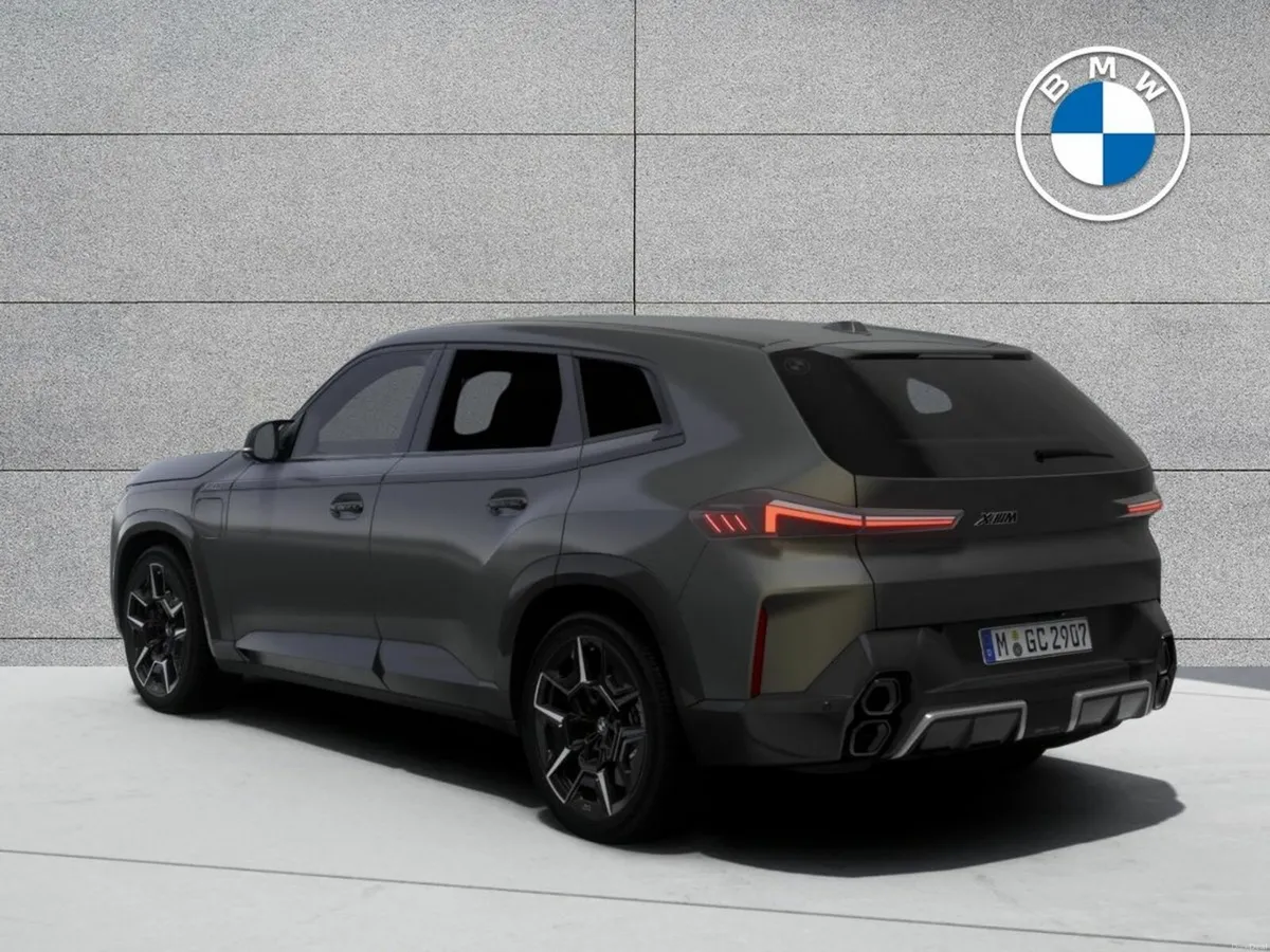 BMW XM G09 50e - Image 2