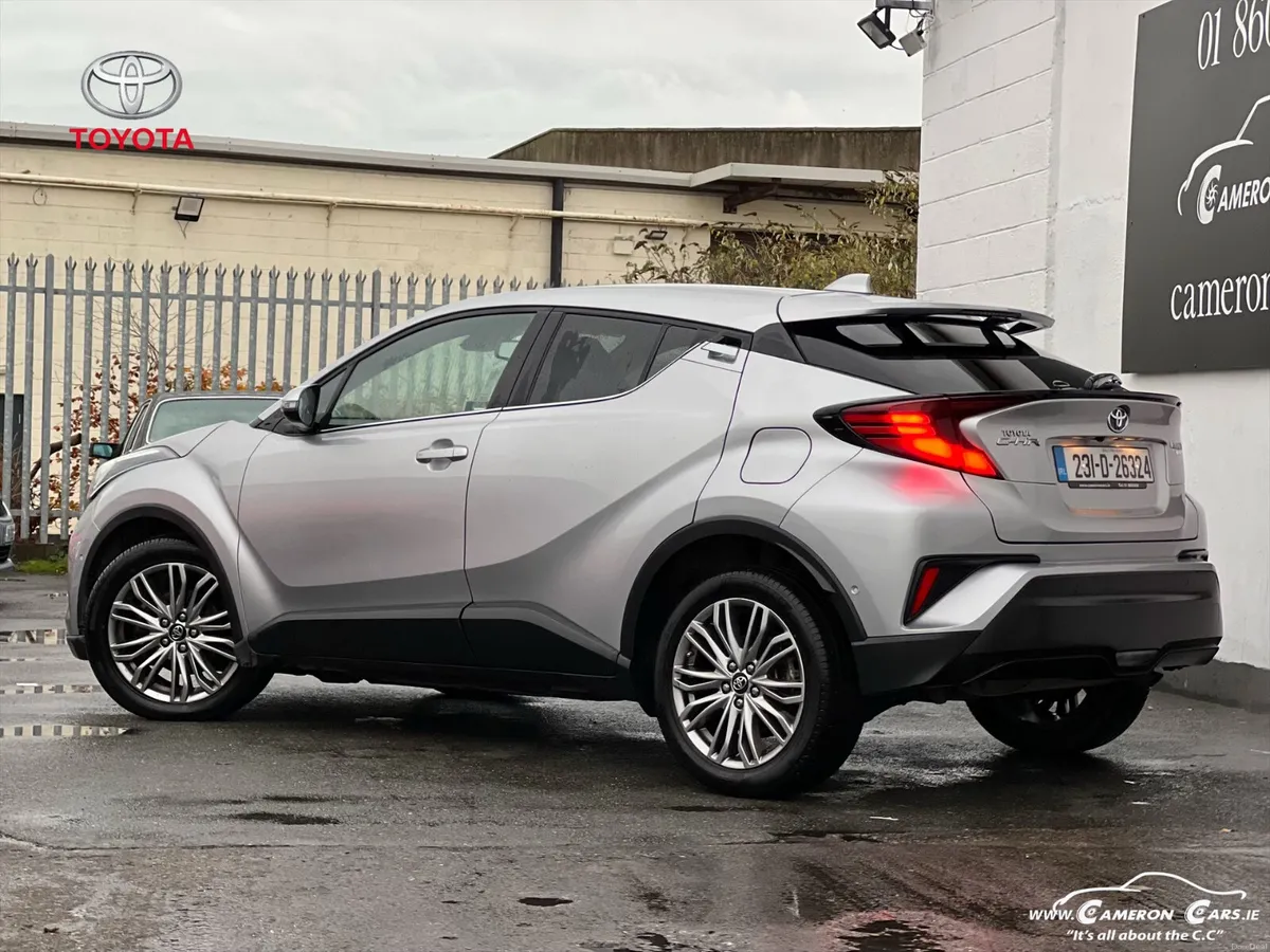 TOYOTA CH-R SOL STUNNING LOOKING CAR - Image 4