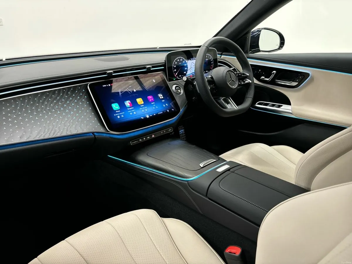 Mercedes-Benz E-Class E 300 de AMG Line | Plug-in - Image 6