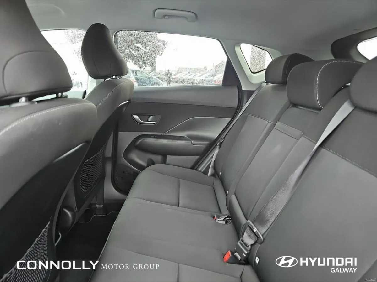 Hyundai KONA ELEGANCE HEV AUTO ** ORDER NOW FOR 26 - Image 6