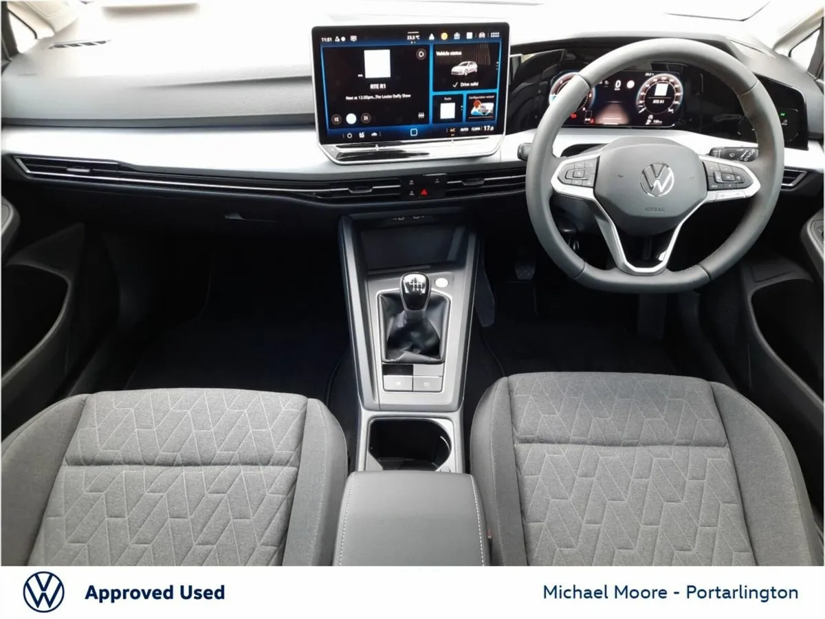 Volkswagen Golf GOLF EDITION 75 2.0 TDI 116HP - Image 3