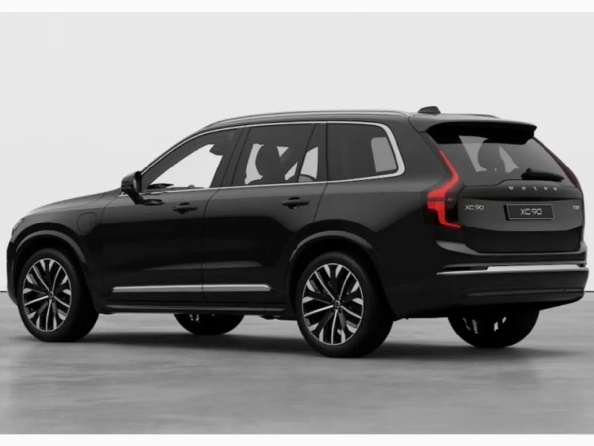 Volvo XC90 T8 PHEV Ultra Bright - Image 3