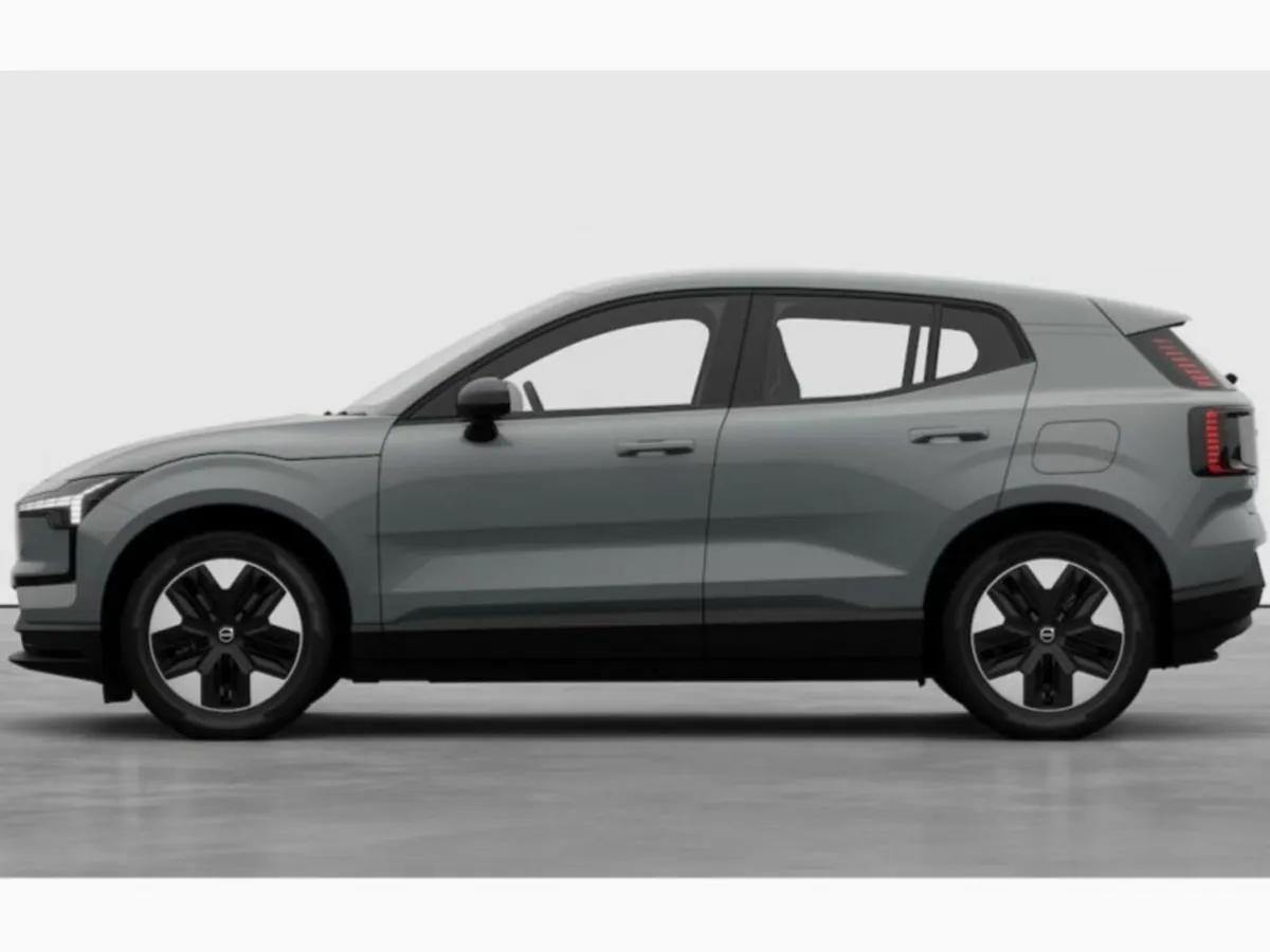 Volvo EX30 Core Single Motor - Image 2