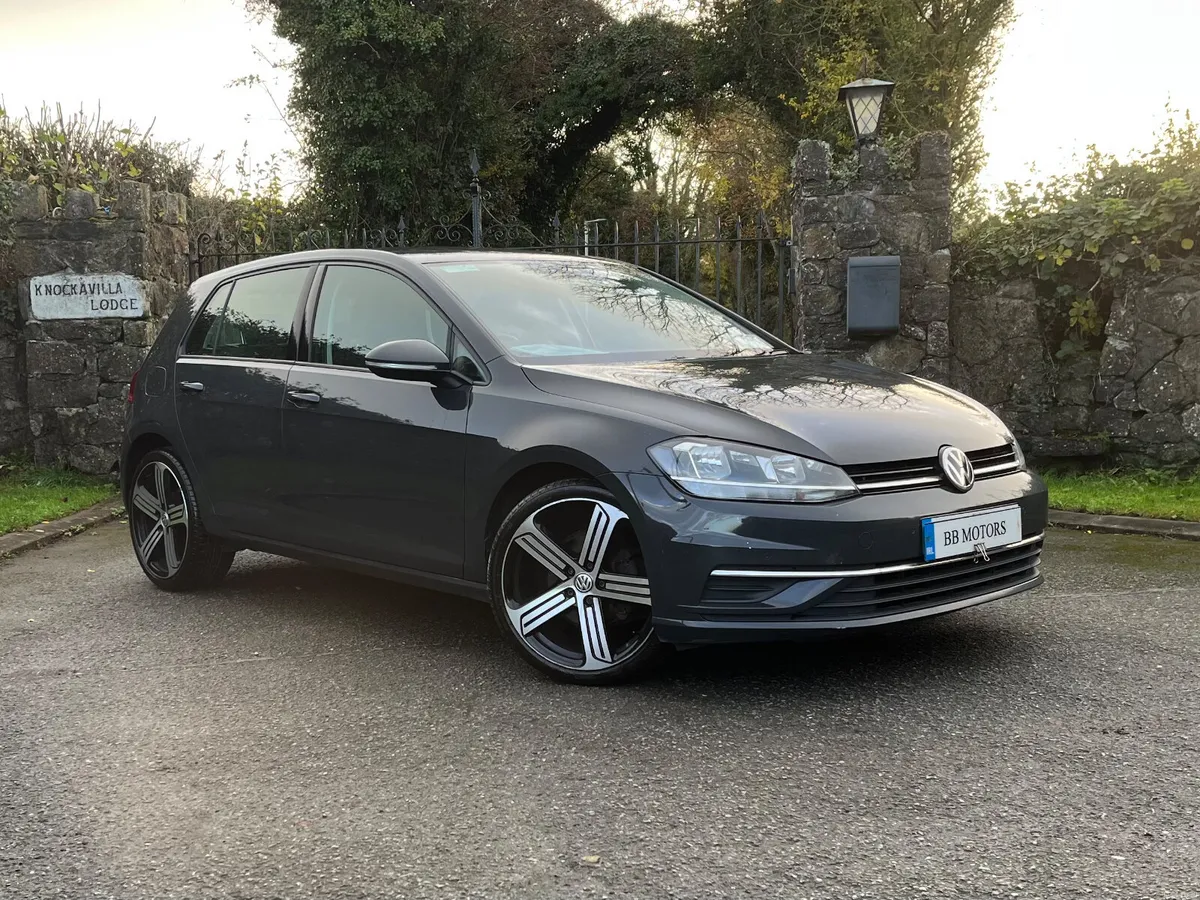Volkswagen Golf 1.6 TDI 5DR 115HP Trendline - Image 3