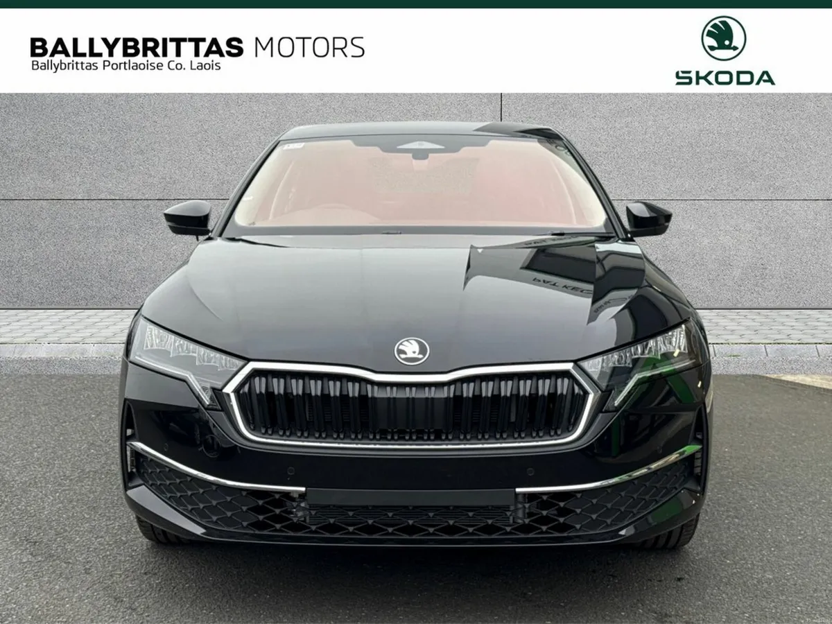 Skoda Octavia Selection + 2.0TDI With Extras - Image 3