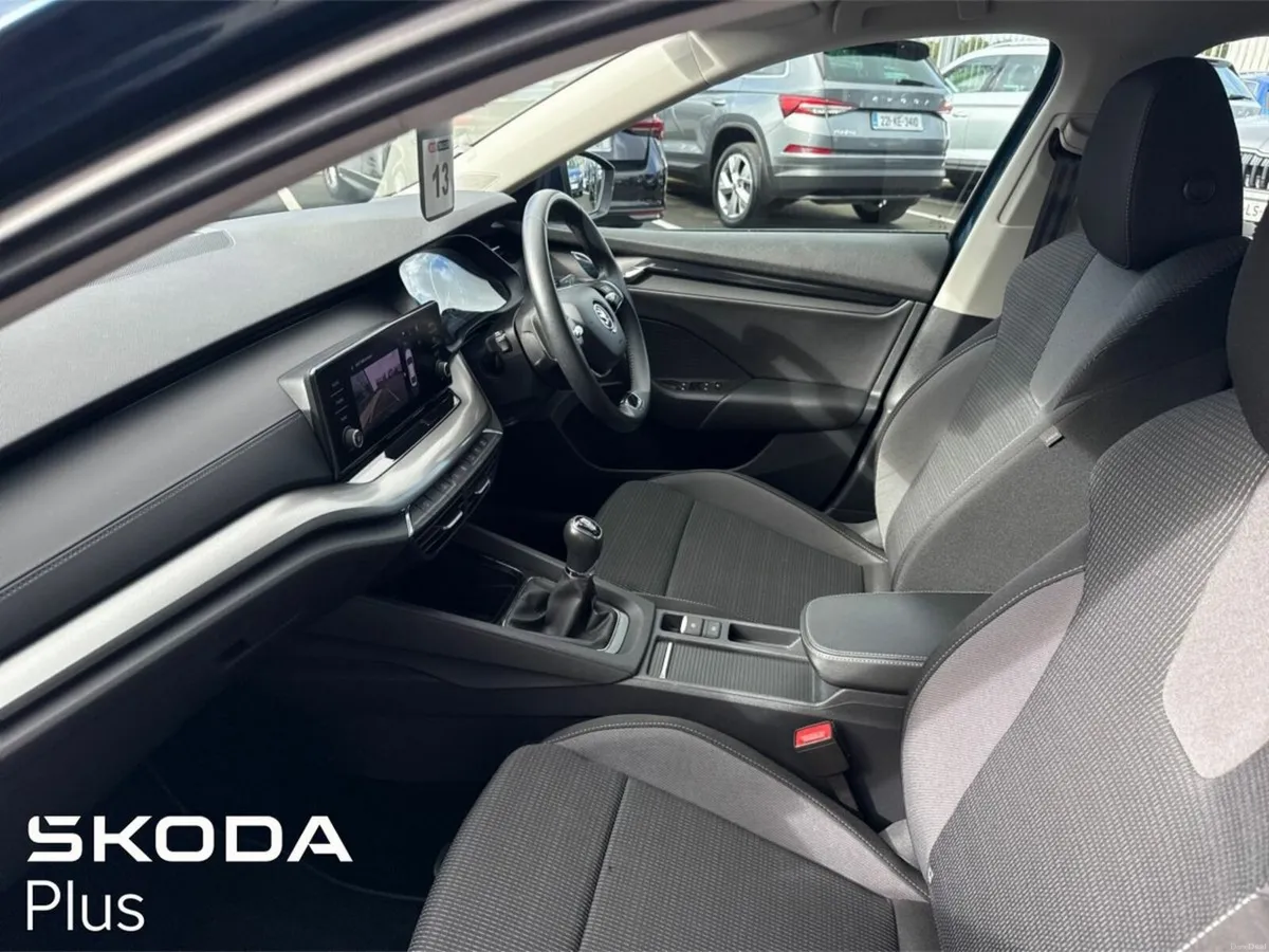 Skoda Octavia  Ambition 2.0TDI 115HP - Image 4