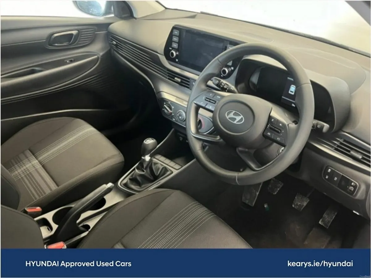 Hyundai i20  Deluxe Plus Two Tone - Image 4