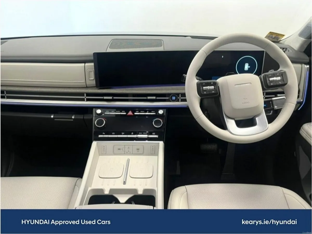 Hyundai Santa Fe Premium PHEV 4WD - Image 4