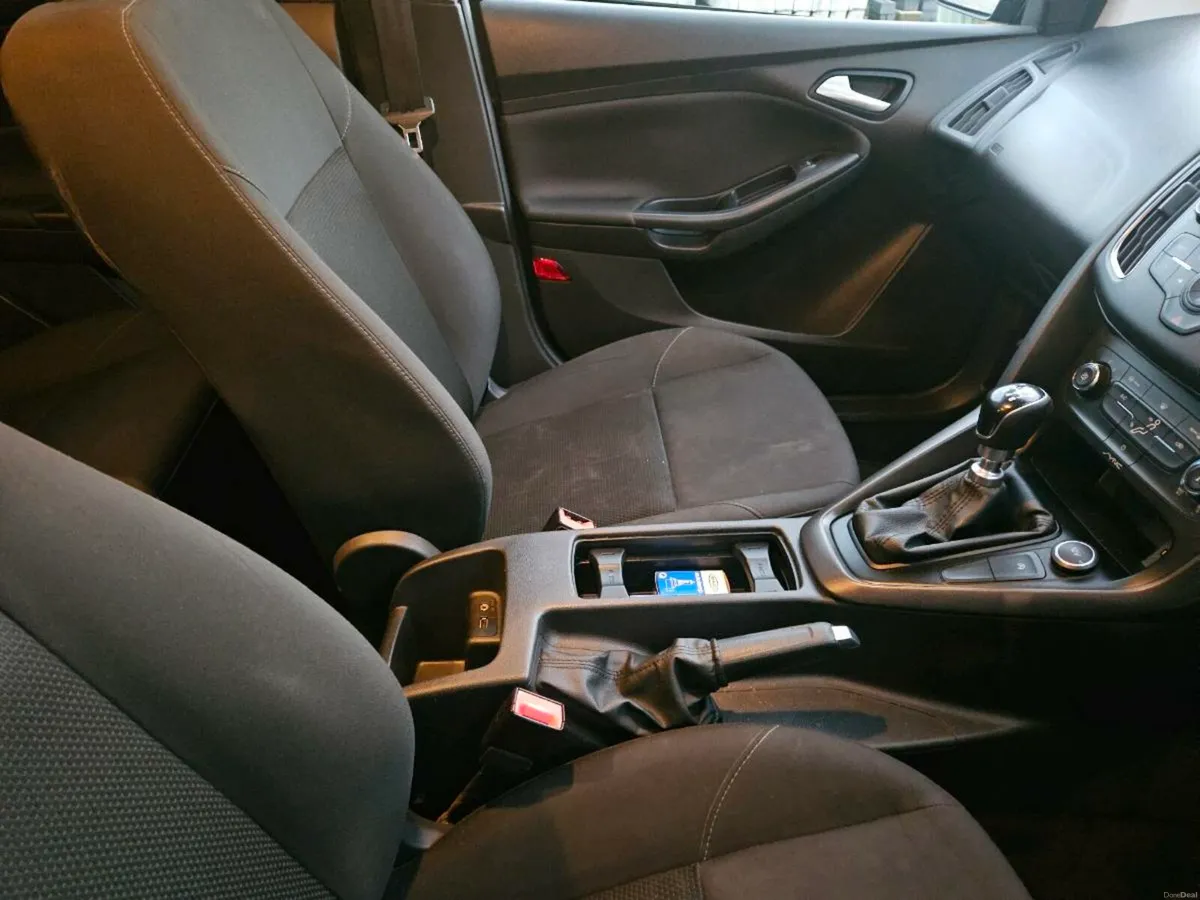 Ford Focus - Image 3