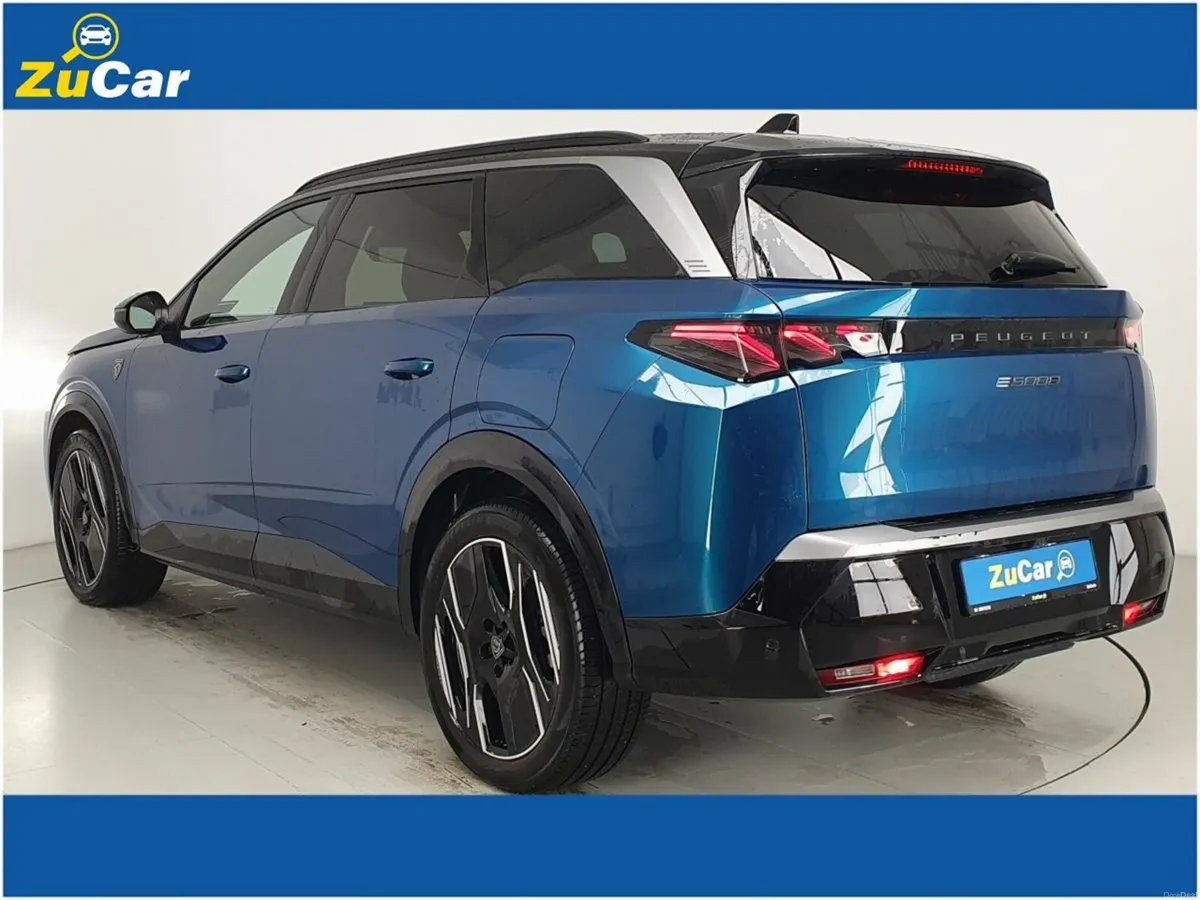 Peugeot 5008 #166 E-5008 Gt  73kWh Auto 7 SEATER - Image 3
