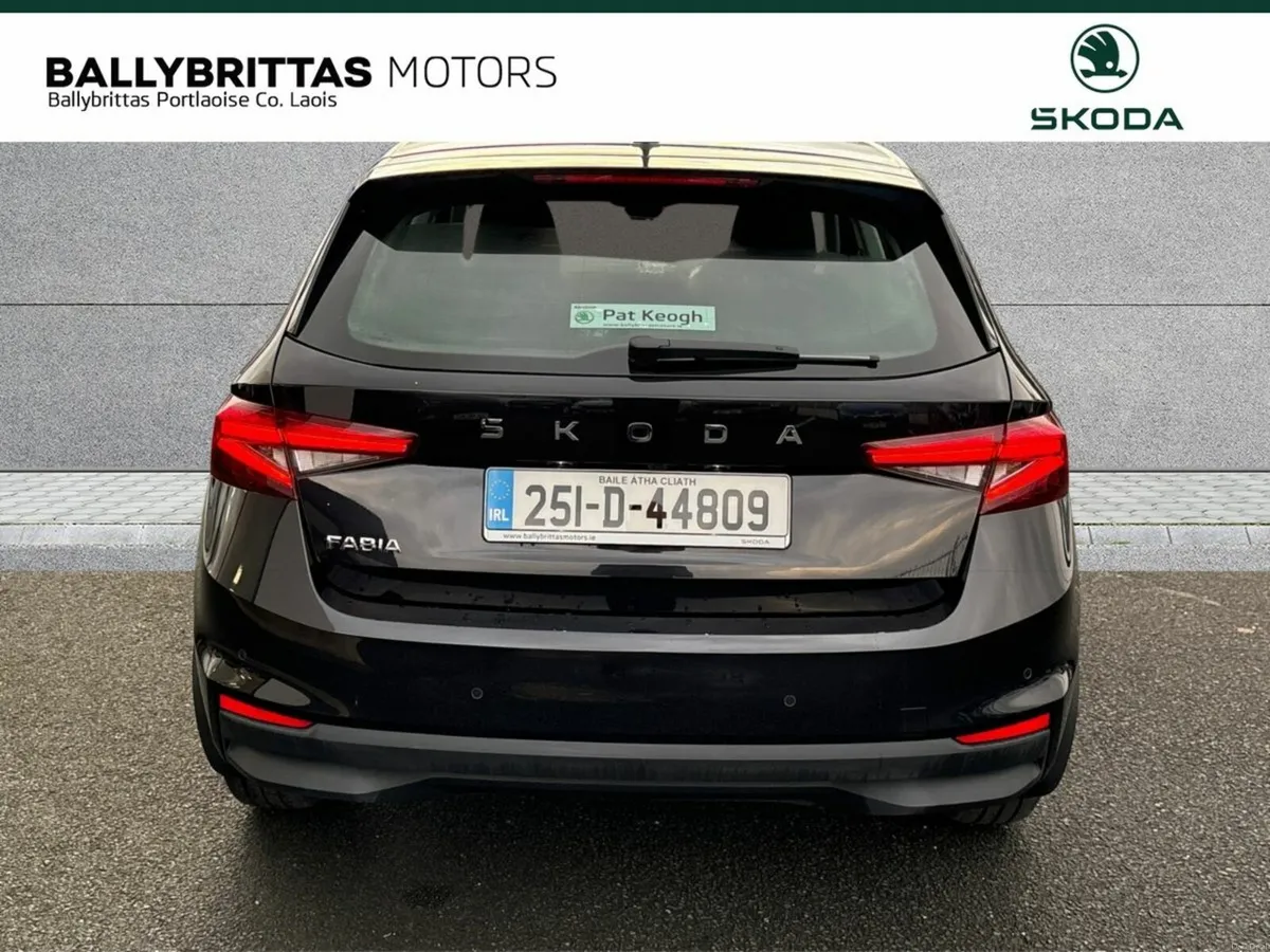 Skoda Fabia SELECTION 1.0MPI - Image 4