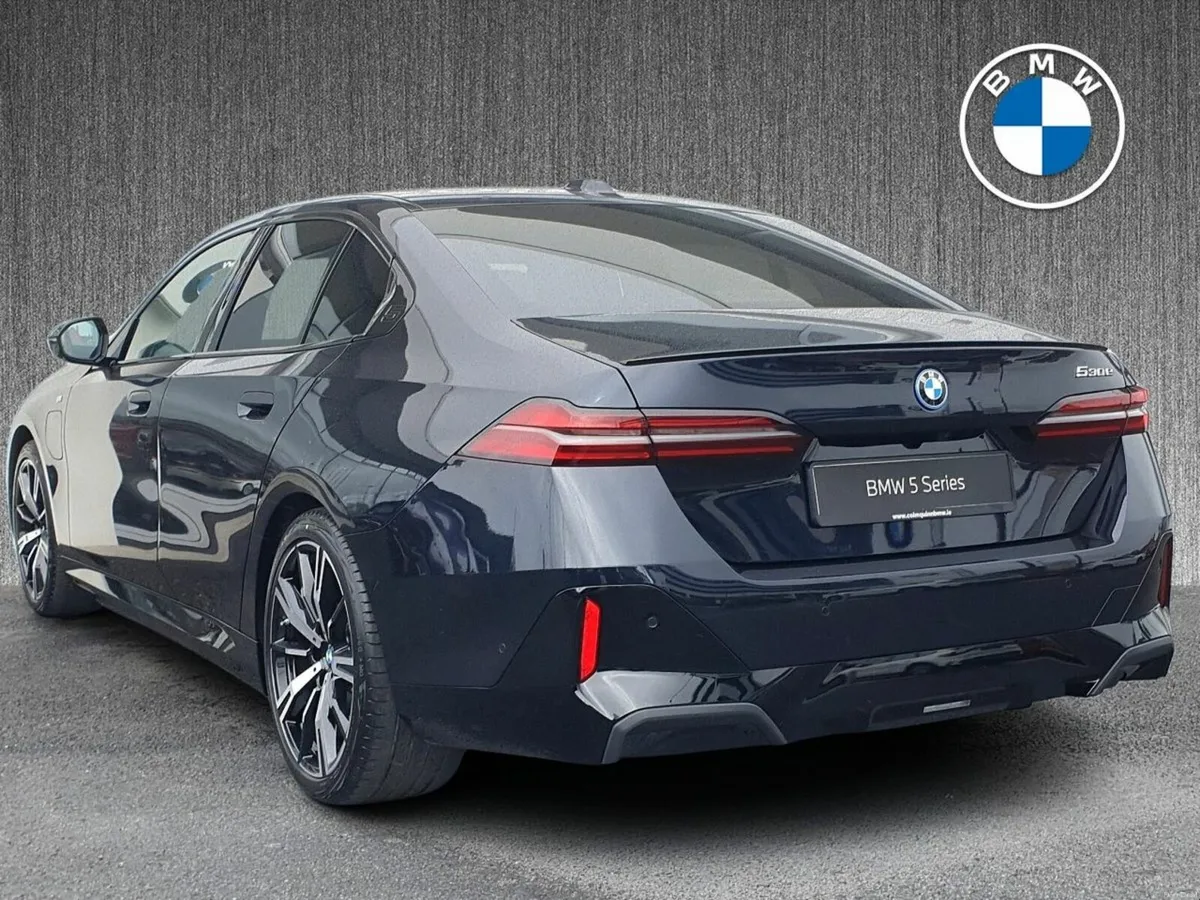 BMW 5-Series 530e M Sport Pro - Image 2
