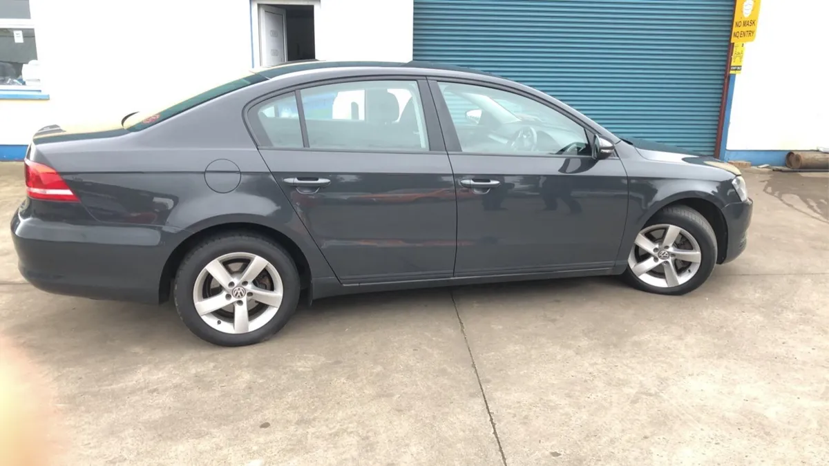 2013 Passat. - Image 4