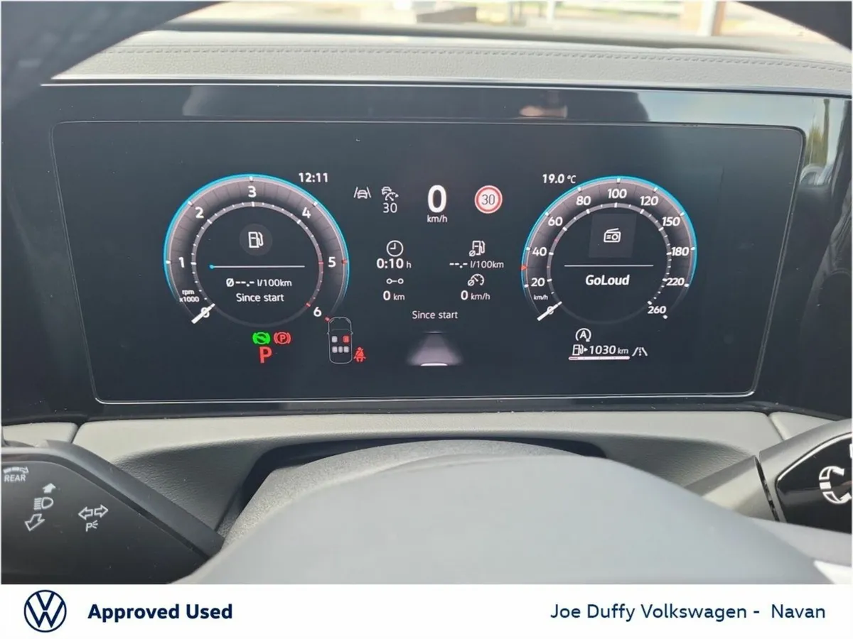 Volkswagen Tiguan R-LINE75 2.0TDI 150HP AUTO AVAIL - Image 3