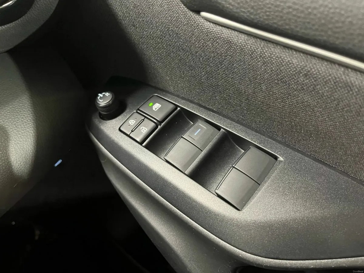 Mazda Mazda2 Centre-Line 1.5 Hybrid 116PS - 6 YEAR - Image 4