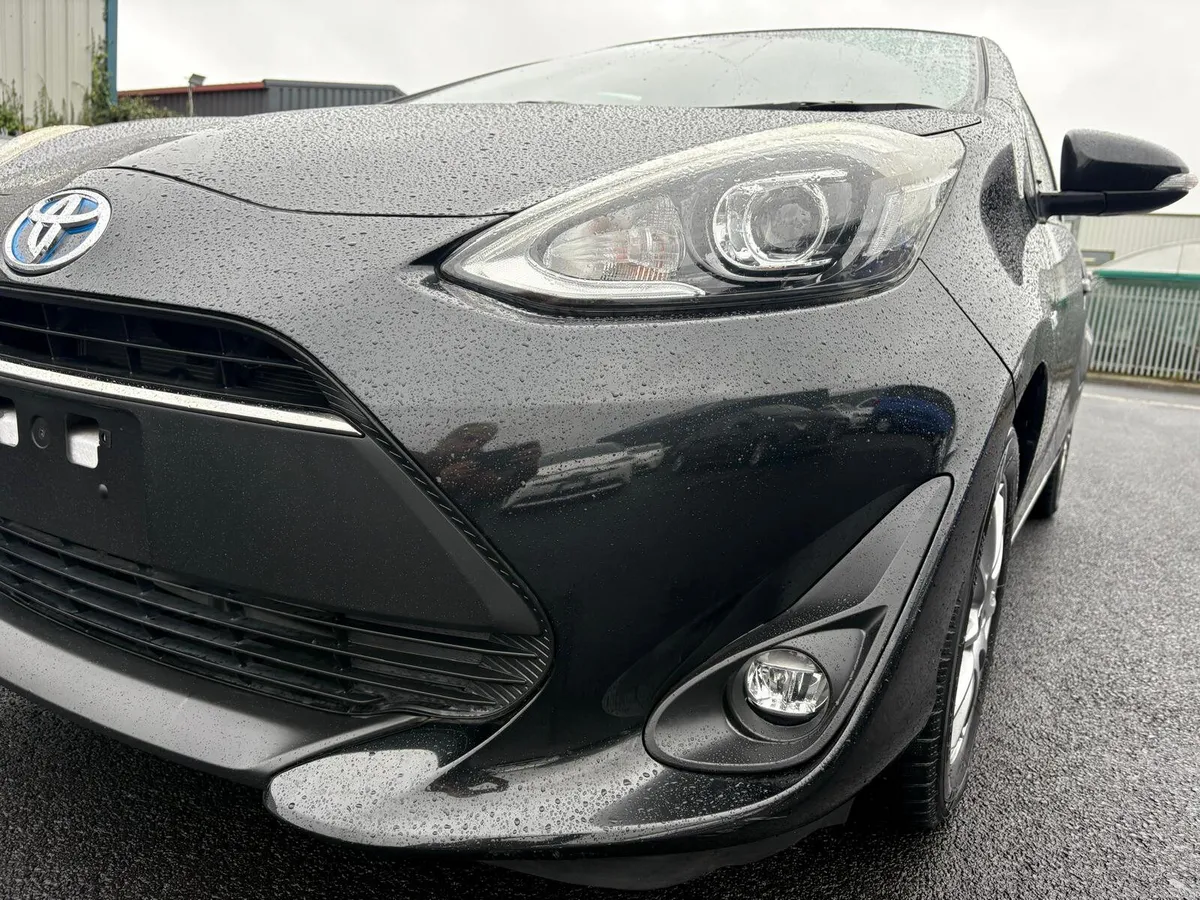 2017 TOYOTA AQUA Self Charge Hybrid Automatic - Image 3