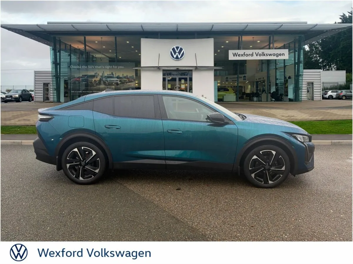 Peugeot 408 ALLURE PURETECH 1.2 130HP AUTO - Image 4