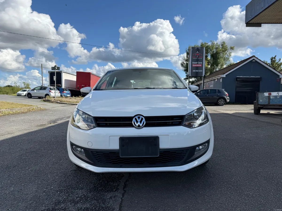 VOLKSWAGEN POLO ( 2015 ) 1.2L PETROL AUTOMATIC - Image 1
