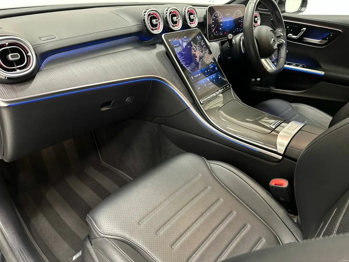 Mercedes-Benz C-Class C300 e AMG Line Premium + 25 - Image 6