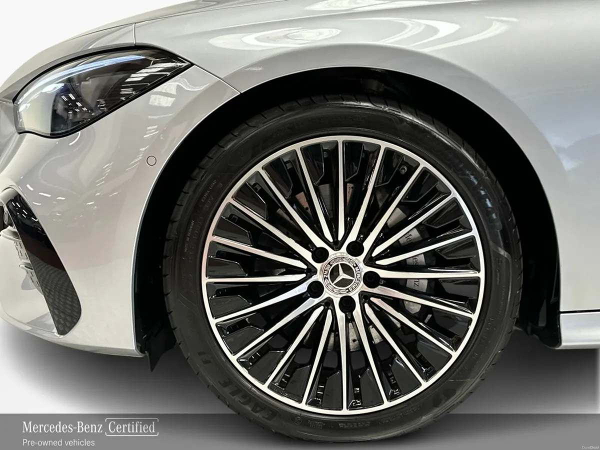 Mercedes-Benz CLE CLE220 D Coupe Premium AMG Line - Image 5
