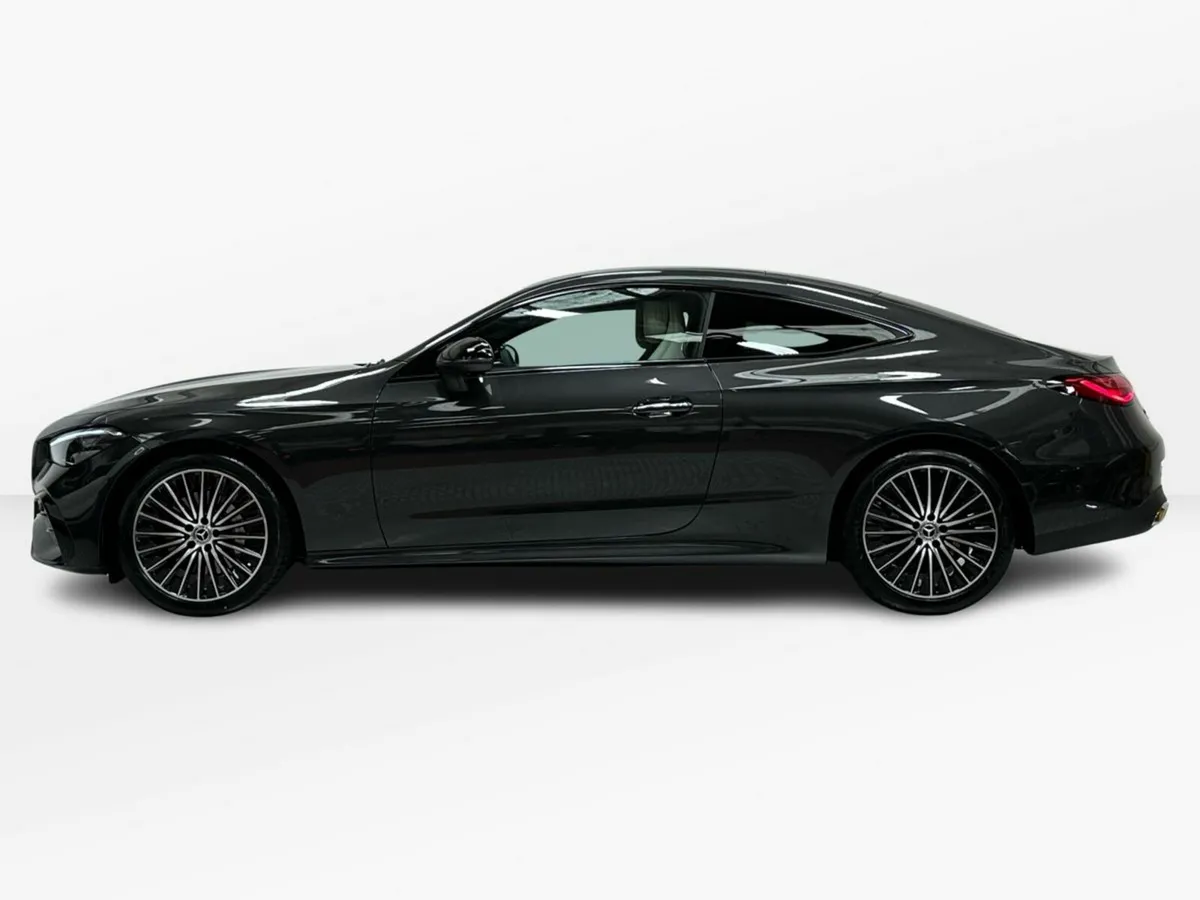 Mercedes-Benz CLE CLE220 D Coupe AMG Line + - Image 5