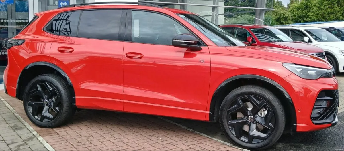 Volkswagen Tiguan R-Line 75 1.5 PHEV DSG 204HP **B - Image 2