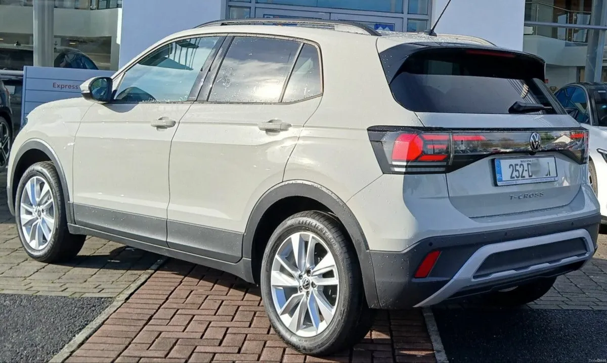 Volkswagen T-Cross Edition 75 1.0 TSI 95HP **REAR - Image 4
