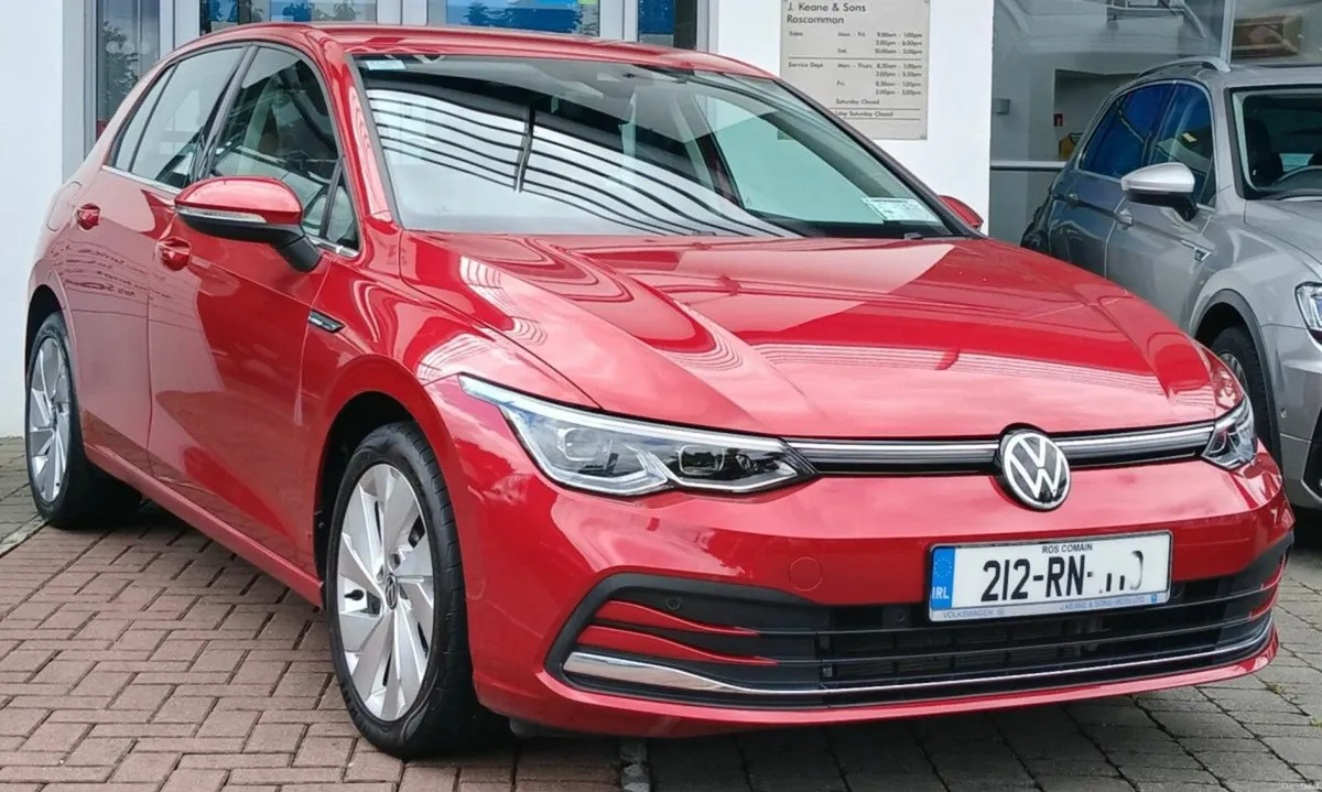 Volkswagen Golf Style 1.5 eTSI 130HP MHEV **AUTOMA - Image 1