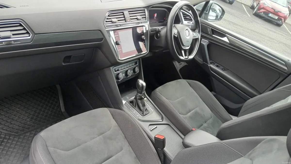 Volkswagen Tiguan Allspace 2.0 TDI 150 HP 4WD High - Image 3