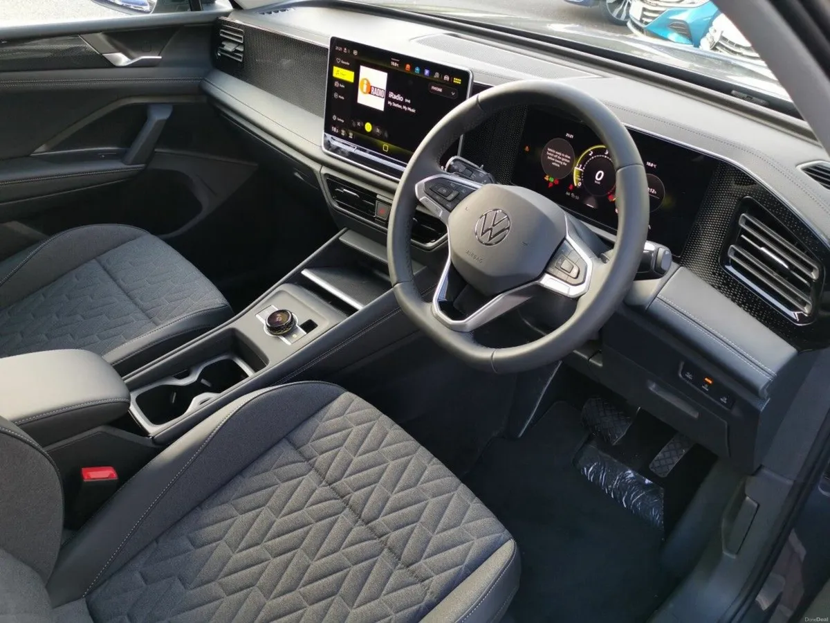 Volkswagen Tiguan Edition 75 2.0 TDI 150 BHP **AUT - Image 3