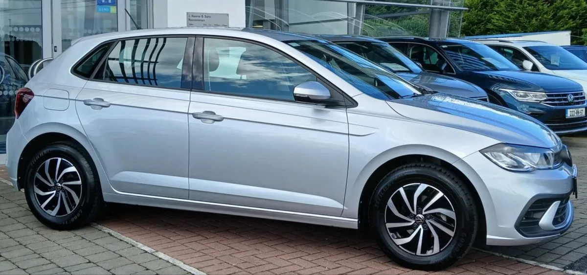 Volkswagen Polo LIFE 1.0 TSI 95HP **APP CONNECT, F - Image 2