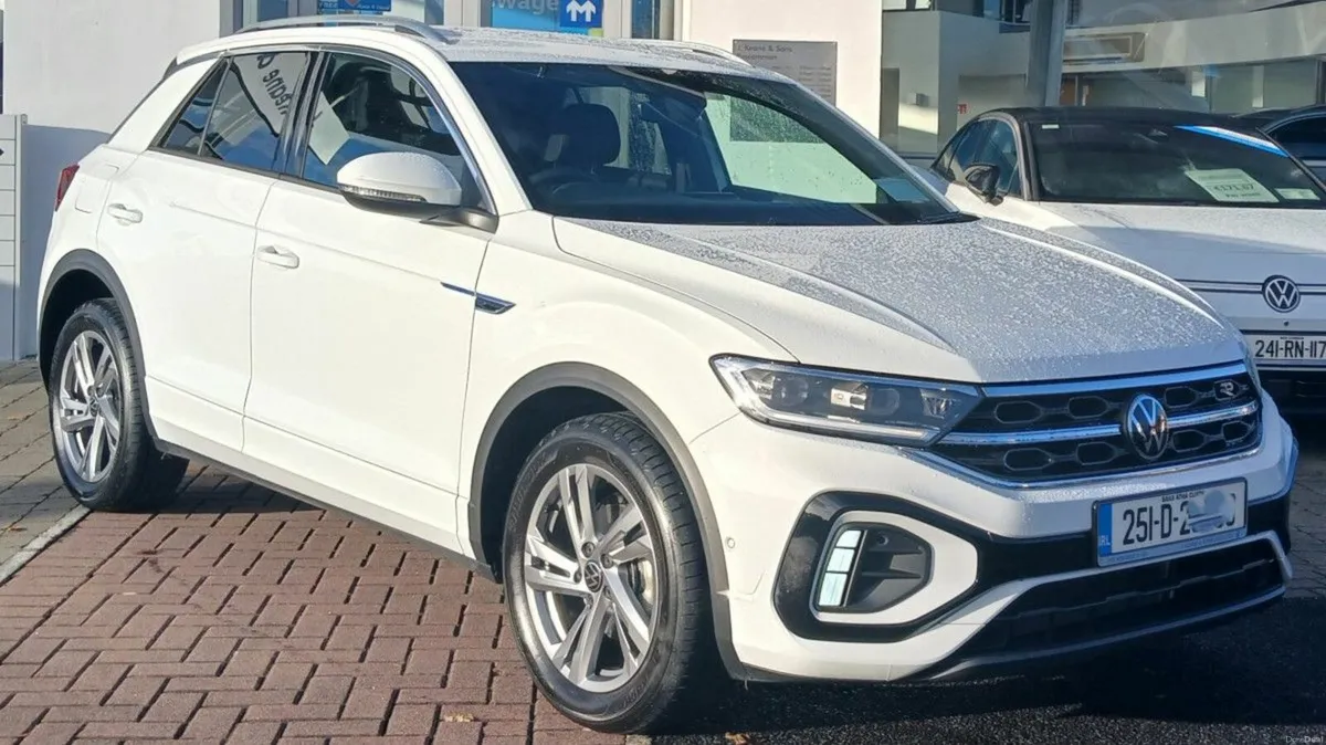 Volkswagen T-Roc R-Line 75 2.0 TDI 116HP **REAR VI - Image 1