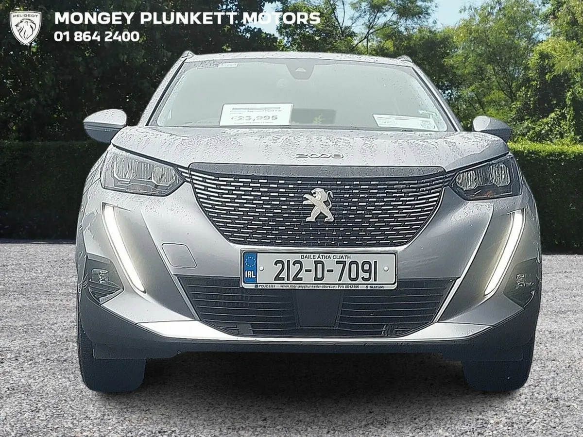 Peugeot 2008 1.2 Puretech 100bhp Allure - Image 2