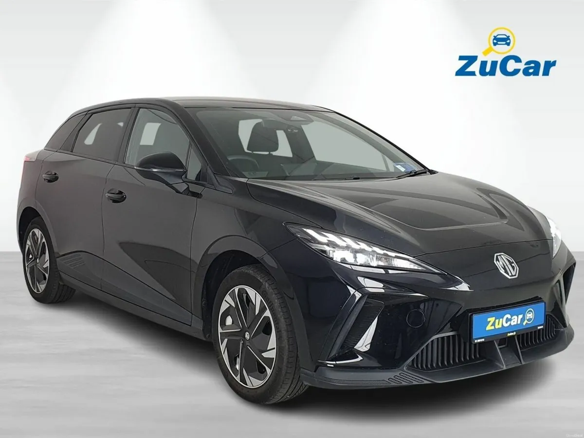 MG MG4 SE  64kWh Auto  Long Range - Image 1