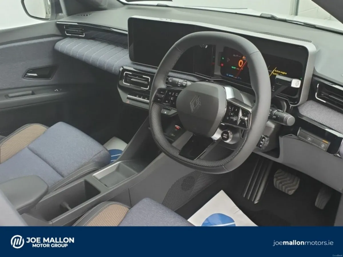 Renault 5 E-Tech Techno 52kwh - Image 4