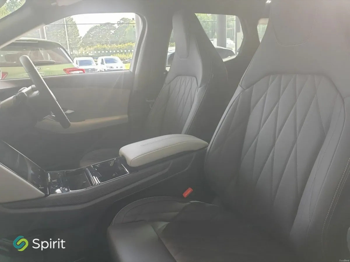 Ford Explorer Select 77kWh EXTENDED RANGE - Image 4