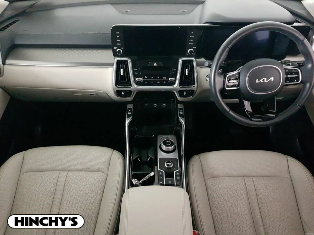 Kia Sorento 1.6 PHEV K3 4X4 7 seats - Image 2