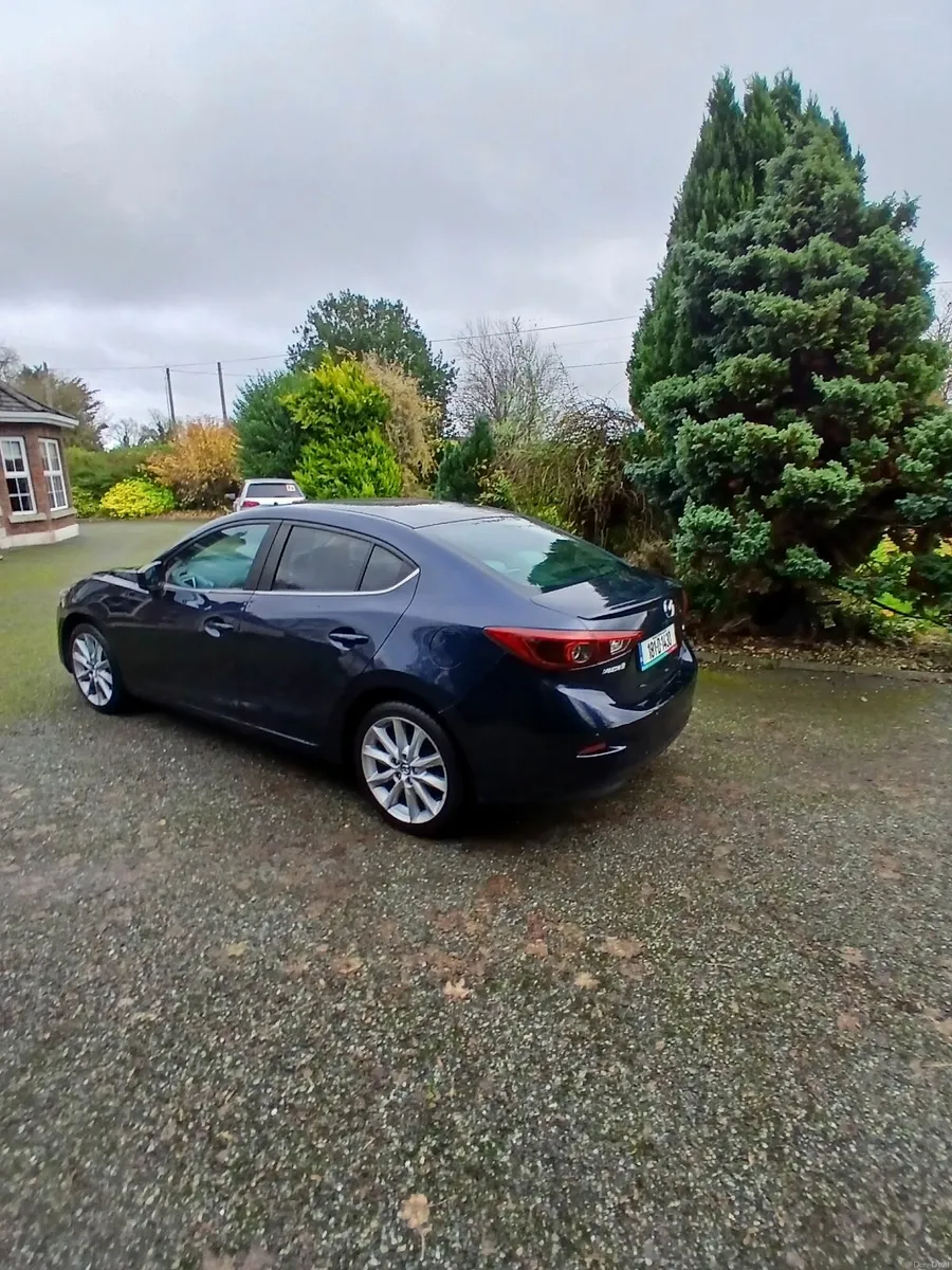 Mazda Mazda3 2018 - Image 2