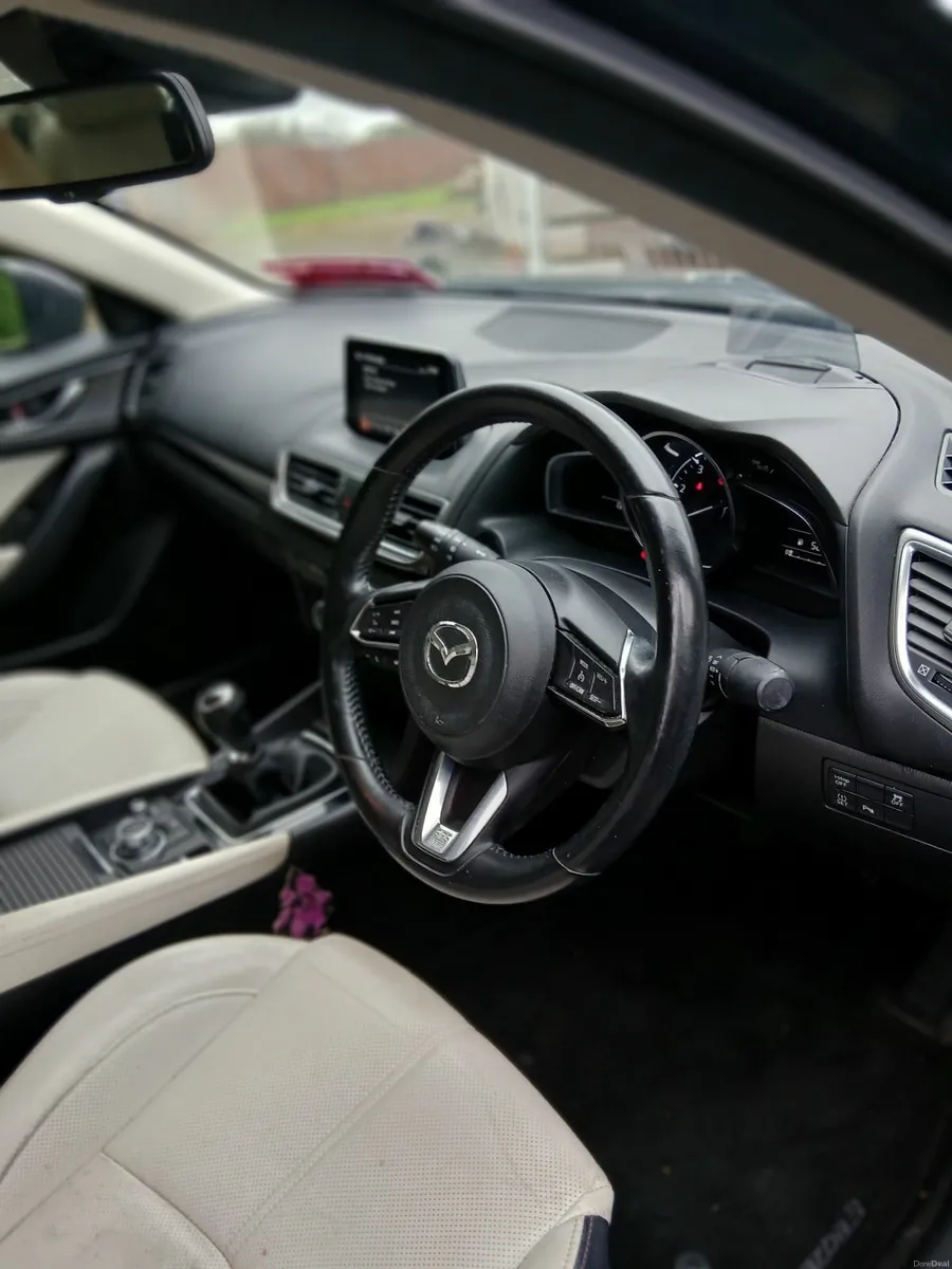 Mazda Mazda3 2018 - Image 4