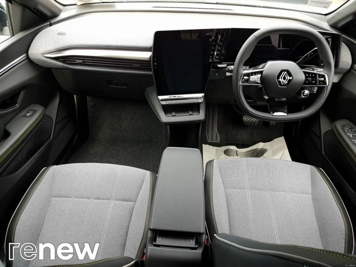 Renault Megane E-Tech TECHNO 60 KWH GSR2 - Image 2