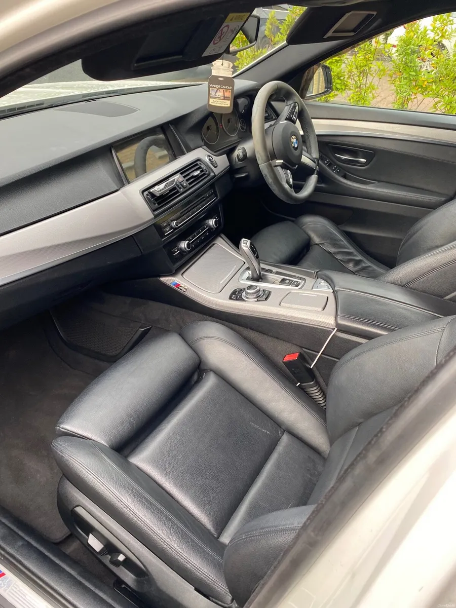 BMW 5-Series 2013 - Image 4