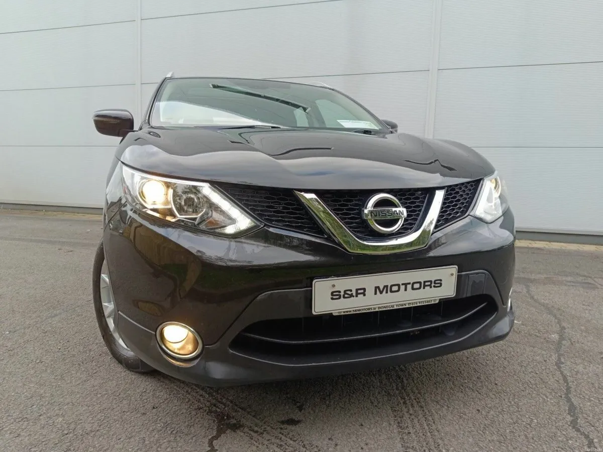 Nissan Qashqai 1.5 DSL SV High Spec Panoramic Roof - Image 4