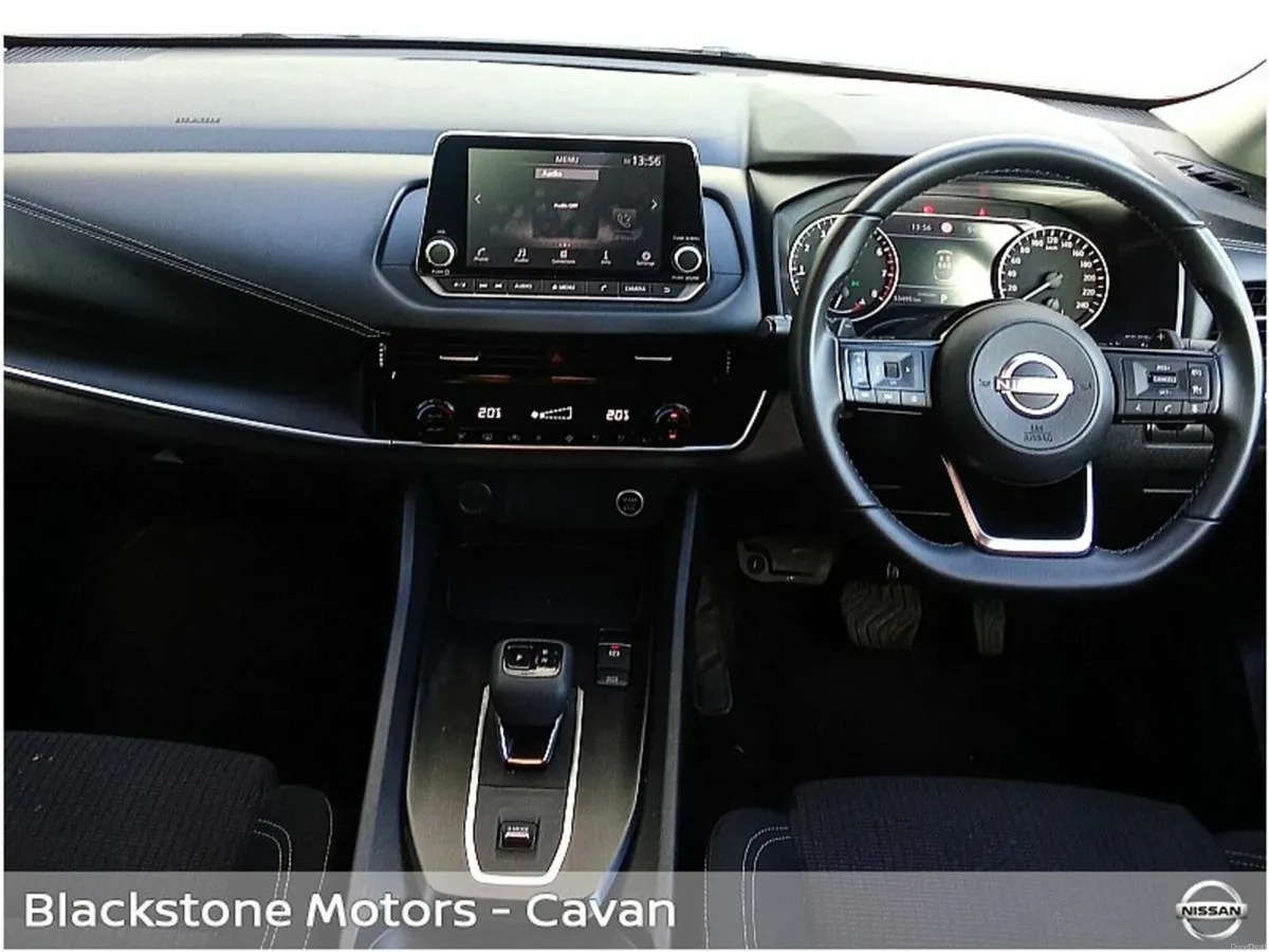 Nissan Qashqai 1.3 PET MILD HYBRID SV CVT - Image 2