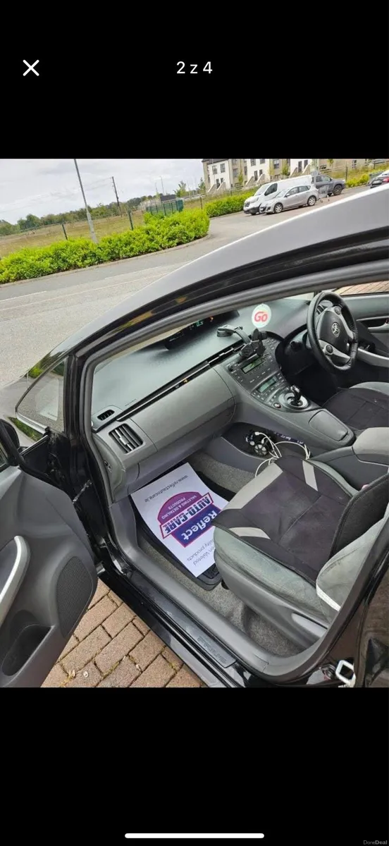 Toyota Prius - Image 2