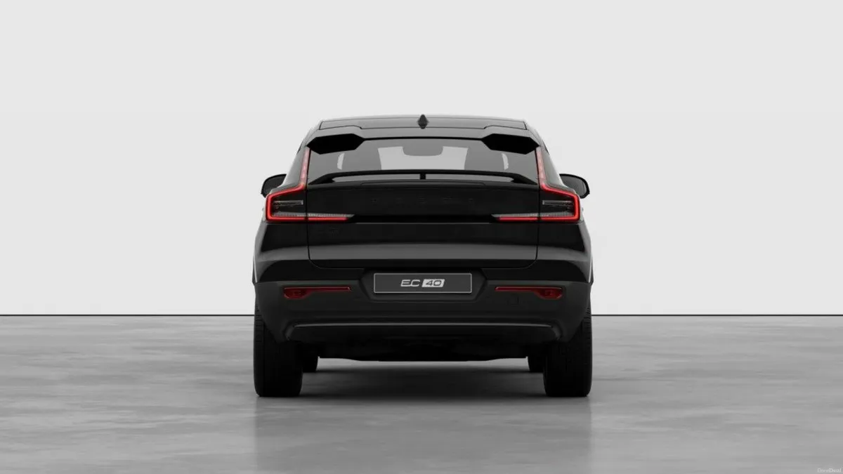 Volvo EC40 PLUS BLACK EDITION *ORDER NOW* €110 P/W - Image 4