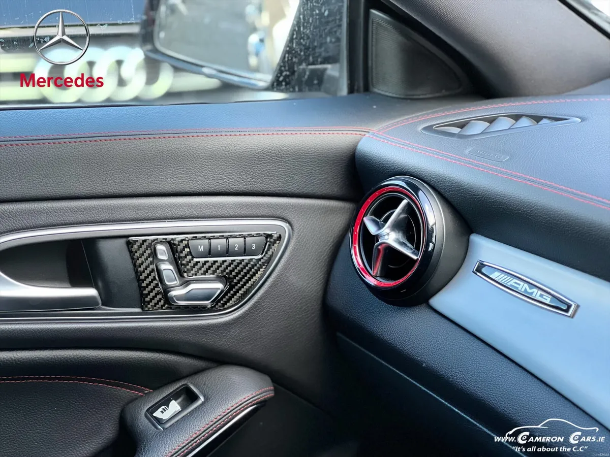 MERCEDES BENZ CLA45 AMG 4MATIC BLACK EDITION - Image 5