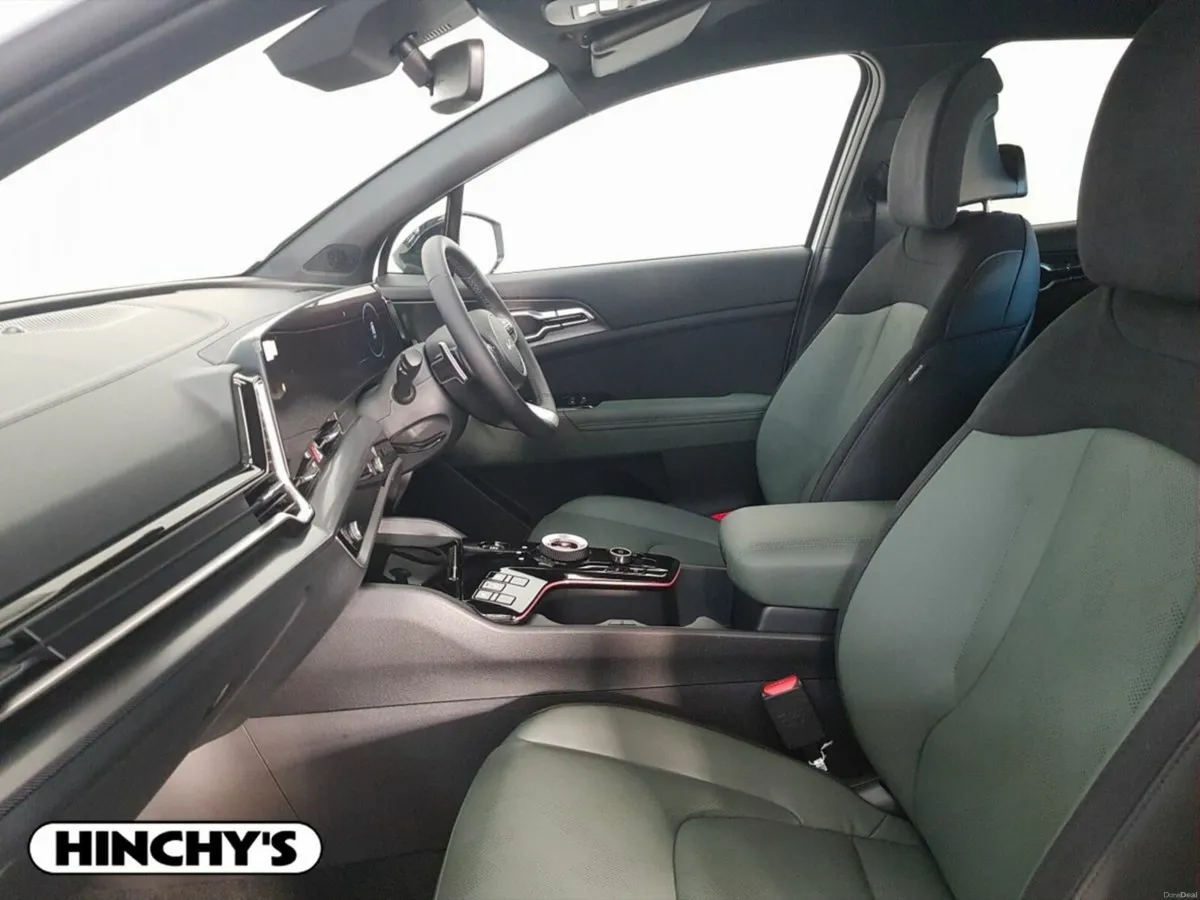 Kia Sportage HYBRID Anniversary 1.6T 230hp Deluxe - Image 4