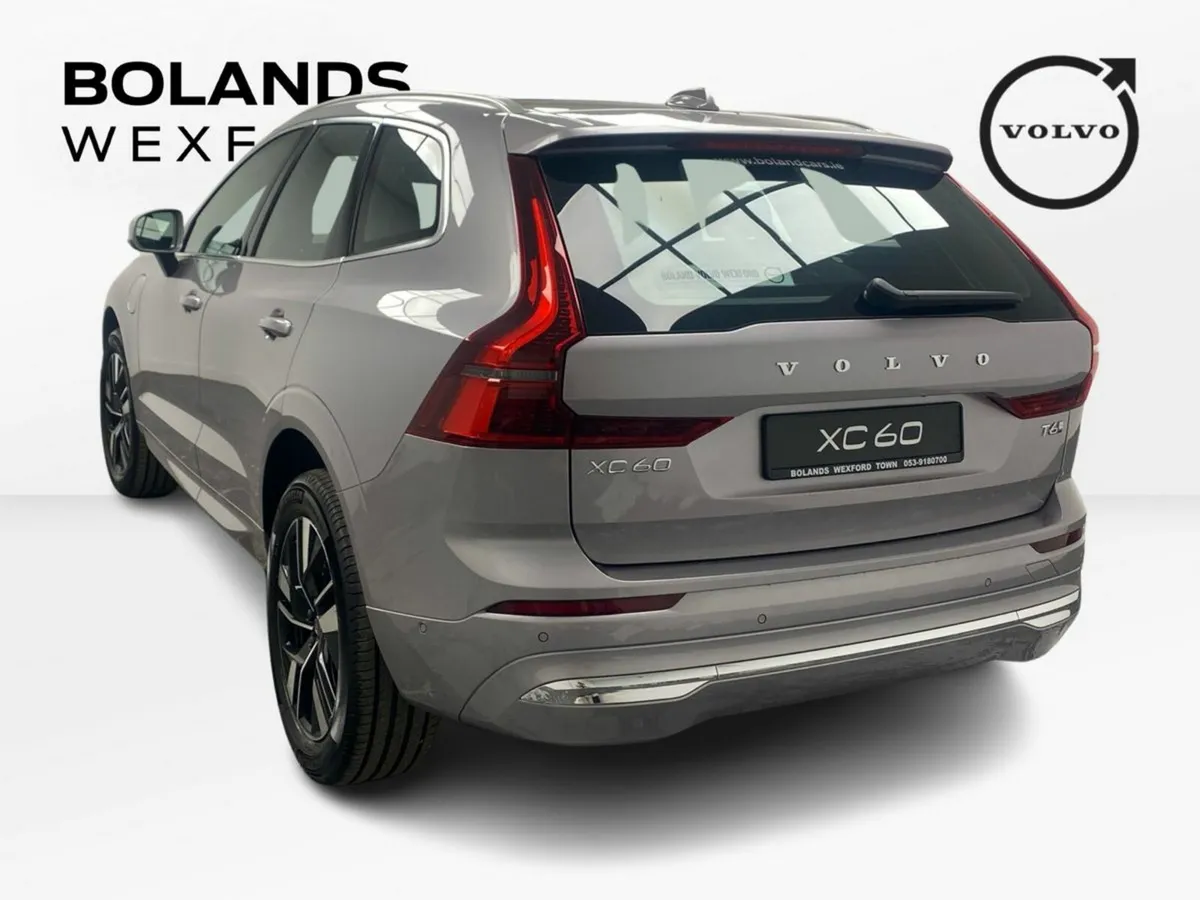 Volvo XC60 Plus Bright in Aurora Sliver with the C - Image 5